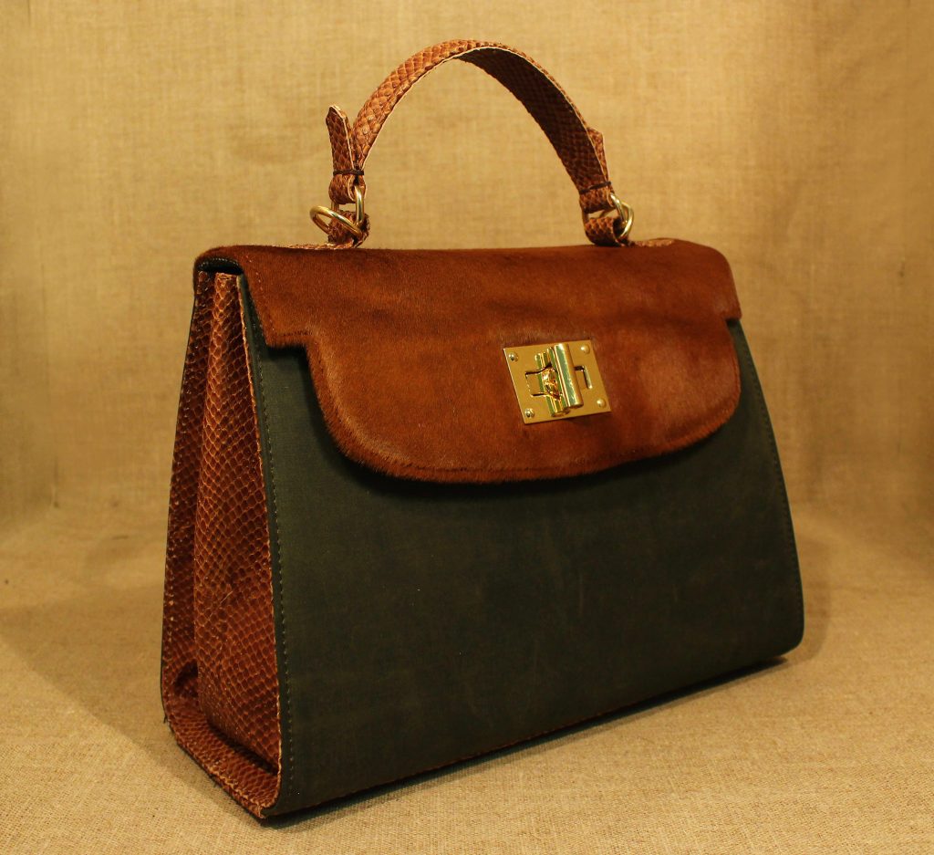 Federico Price | Handmade bags by craftsmen